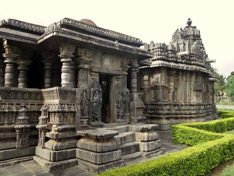  Koravangala Temple 